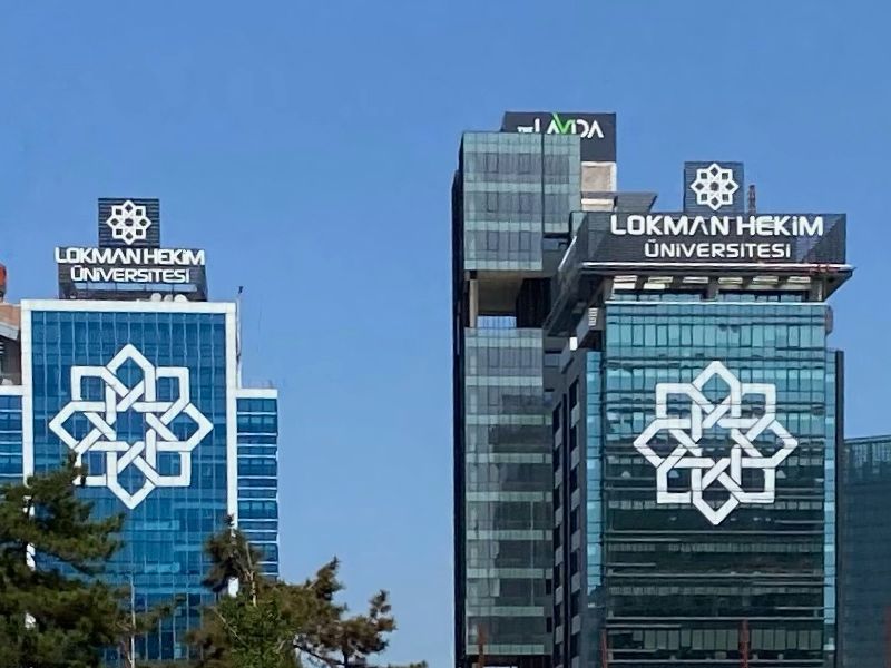 Lokman Hekim Üniversitesi